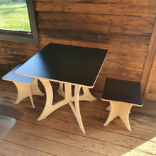 Load image into Gallery viewer, The Square Table
